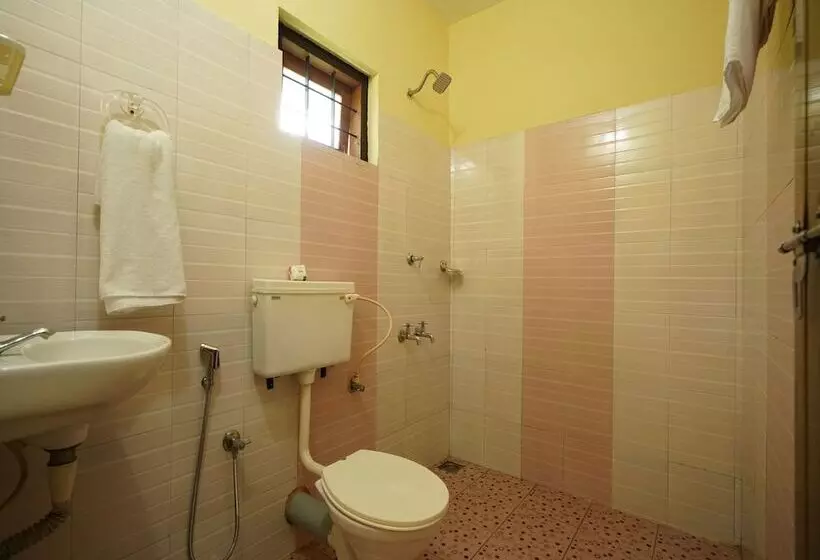 ホテル Indeevara Resort Munnar