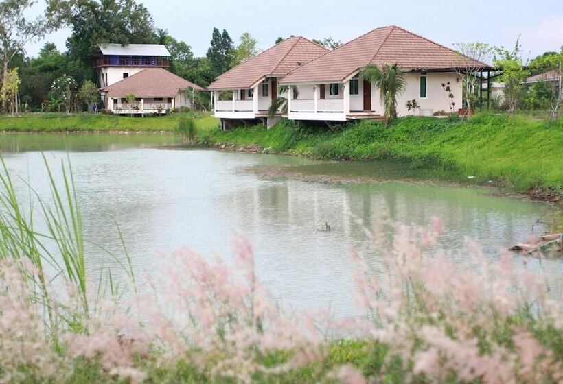 호텔 Pirom Lake And Resort