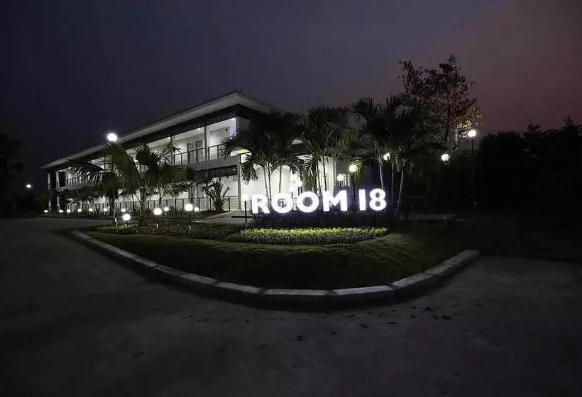 Hotelli Room 18 At Ptt Wangchao