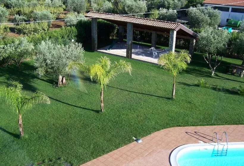 田舎風ホテル Agriturismo La Tavernetta