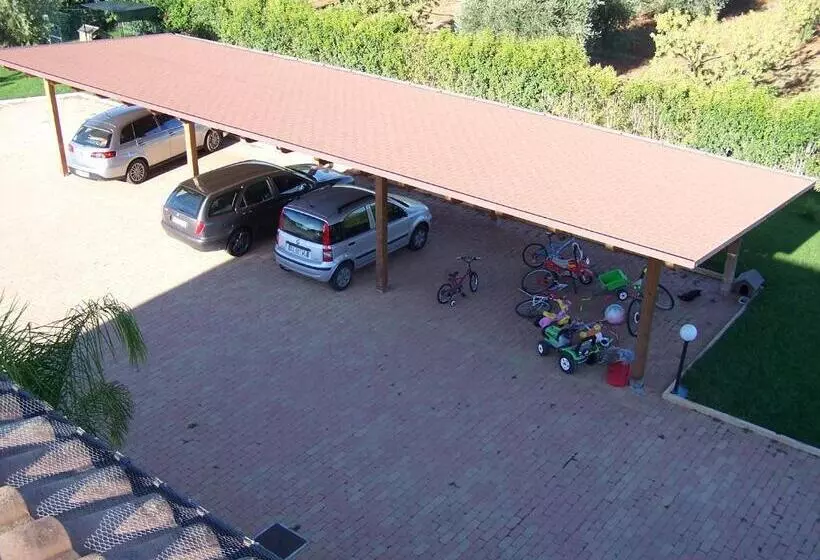 田舎風ホテル Agriturismo La Tavernetta