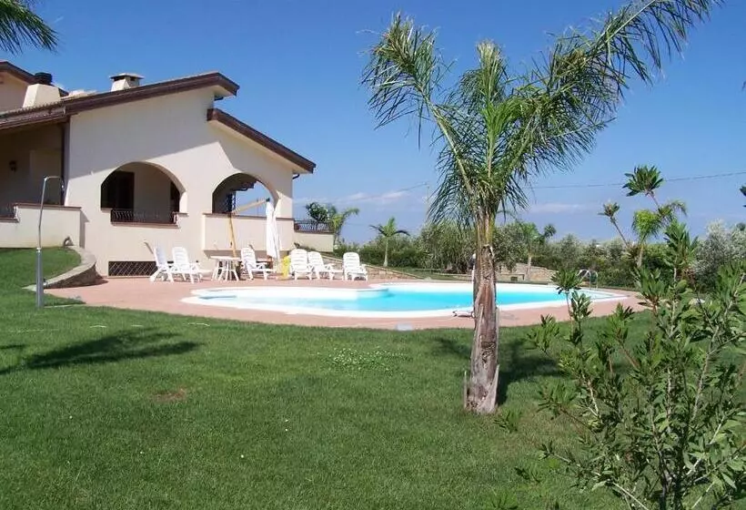 田舎風ホテル Agriturismo La Tavernetta