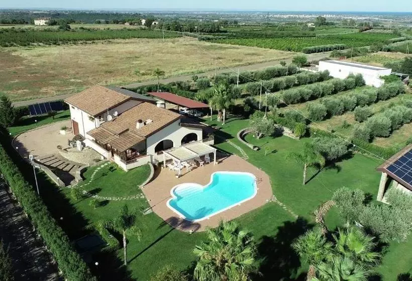 田舎風ホテル Agriturismo La Tavernetta