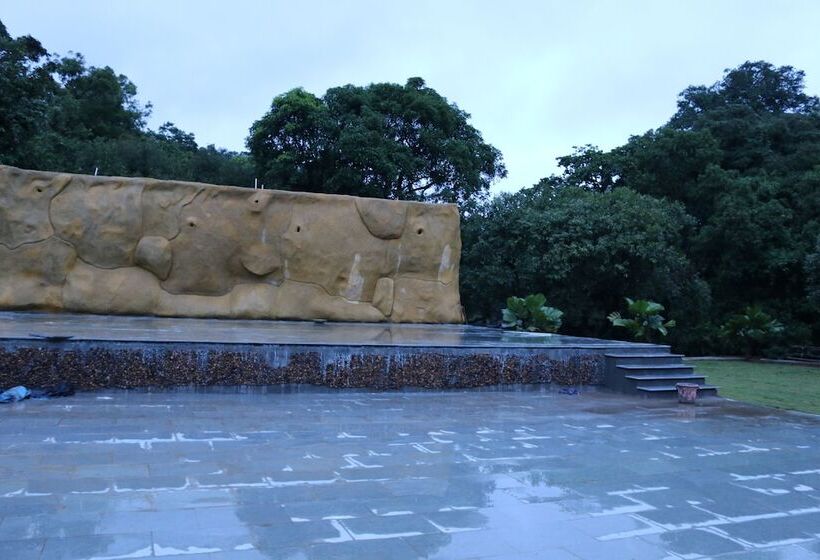 호텔 Shangri La Jungle Resort