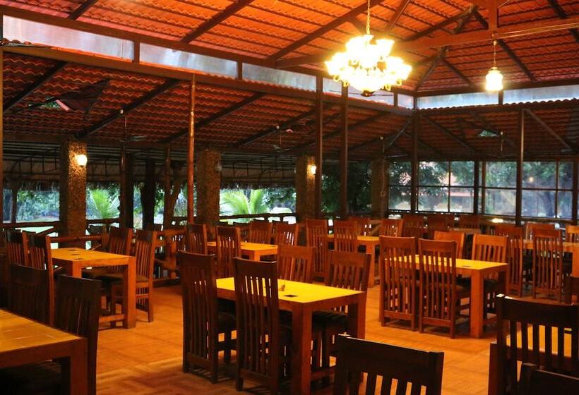 호텔 Shangri La Jungle Resort