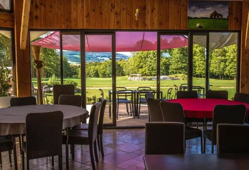 Majatalo Golf De La Chassagne