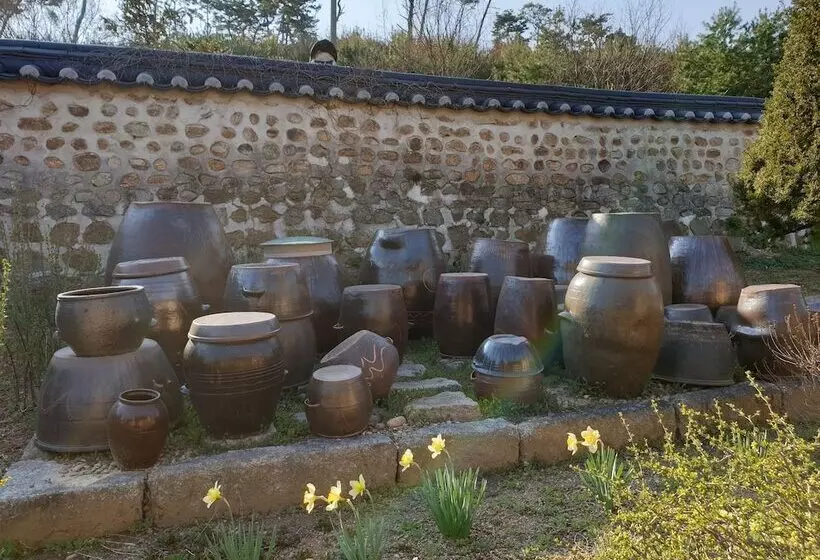 Majatalo Gyeamgotaek