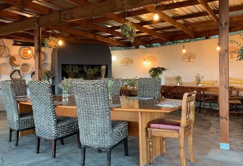 Majatalo Melkboomsdrift Guest House & Conference Centre