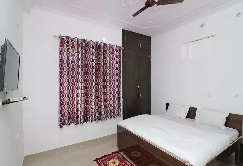 پانسیون Oyo Home 14149 Pleasant 1bhk