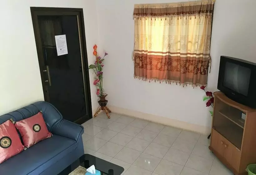 ペンション Pakasan Garden Home