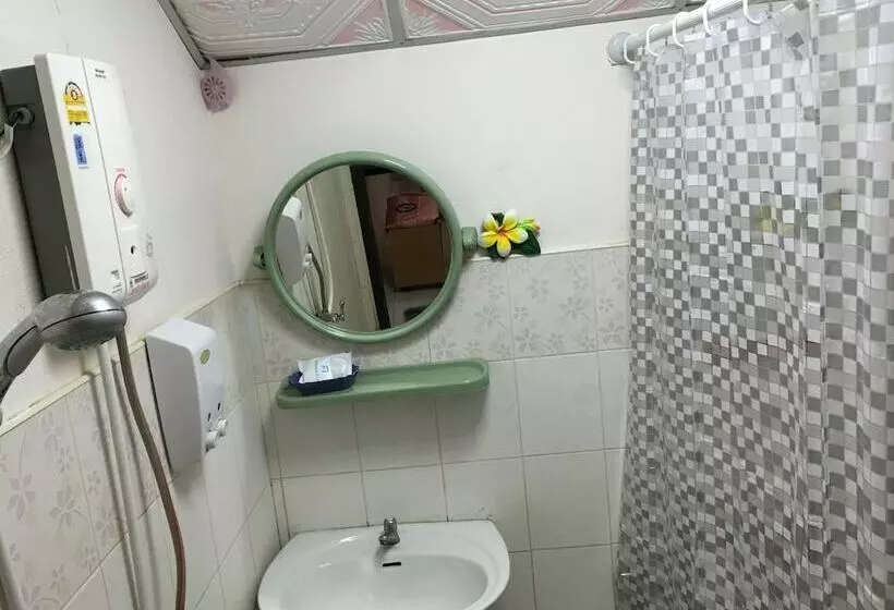 ペンション Pakasan Garden Home