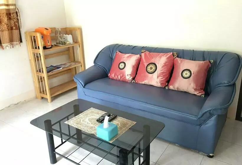 ペンション Pakasan Garden Home