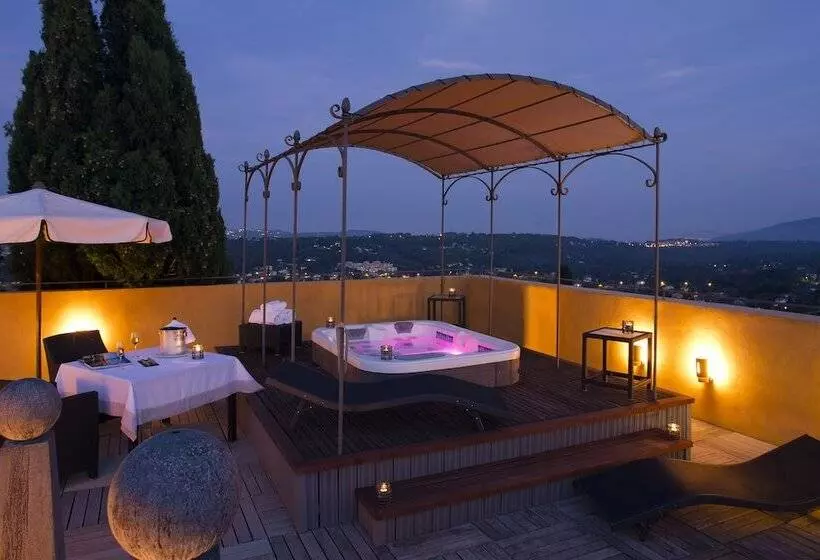 Hotel Bastide Saint Antoine Relais & Chateaux