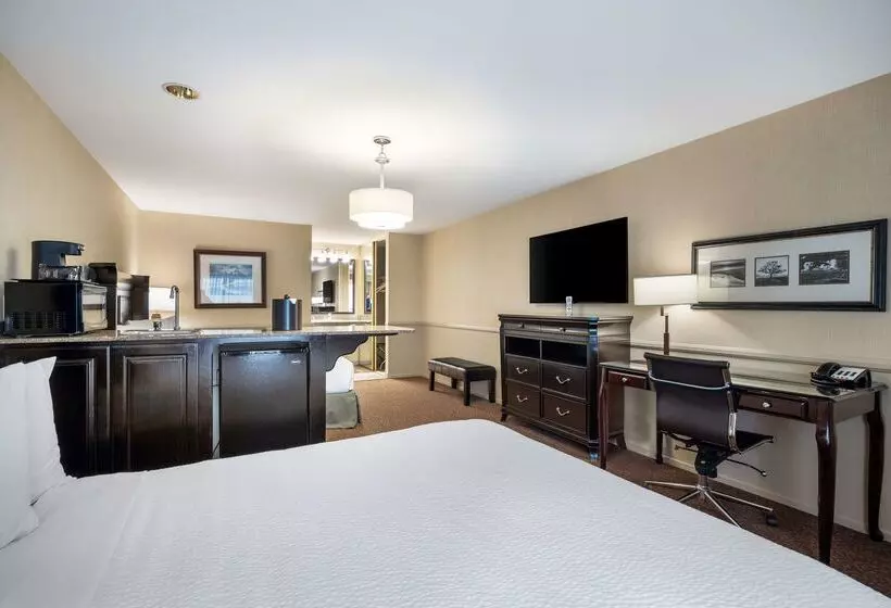 Best Western Corona Hotel & Suites