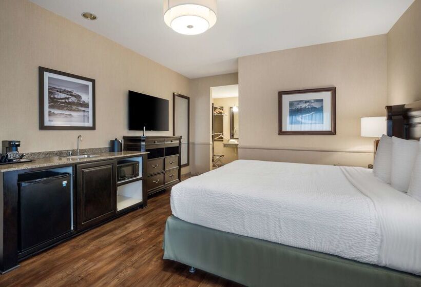 Best Western Corona Hotel & Suites