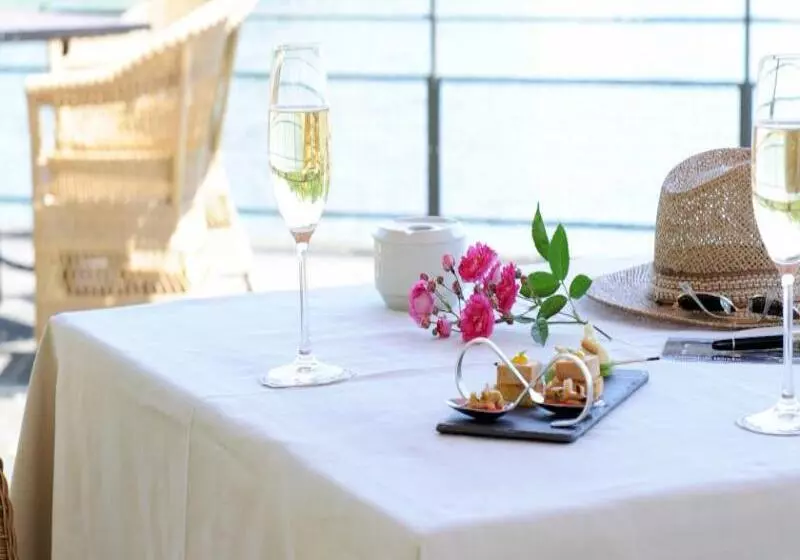 Отель Brindos, Lac & Château Relais & Châteaux Anglet Biarritz