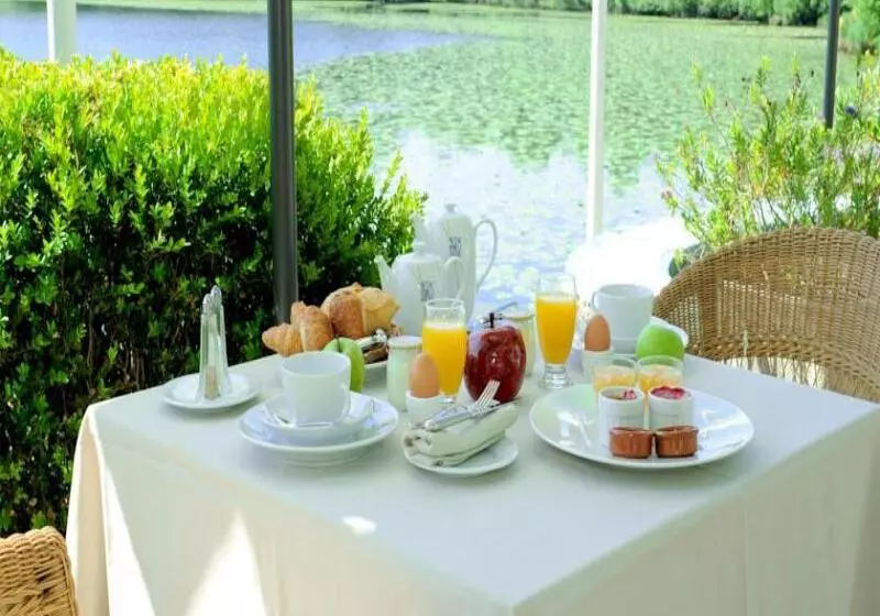 Отель Brindos, Lac & Château Relais & Châteaux Anglet Biarritz