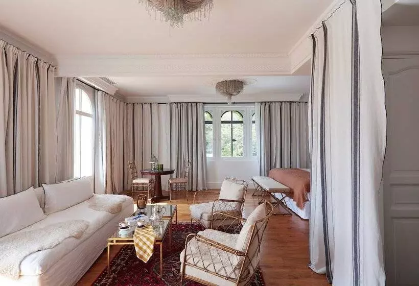 Отель Brindos, Lac & Château Relais & Châteaux Anglet Biarritz