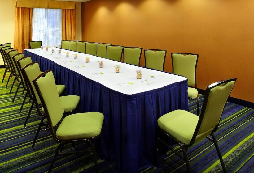 ホテル Fairfield Inn & Suites Phoenix Midtown