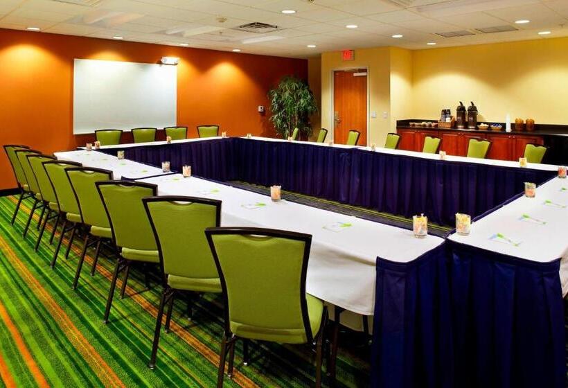 ホテル Fairfield Inn & Suites Phoenix Midtown