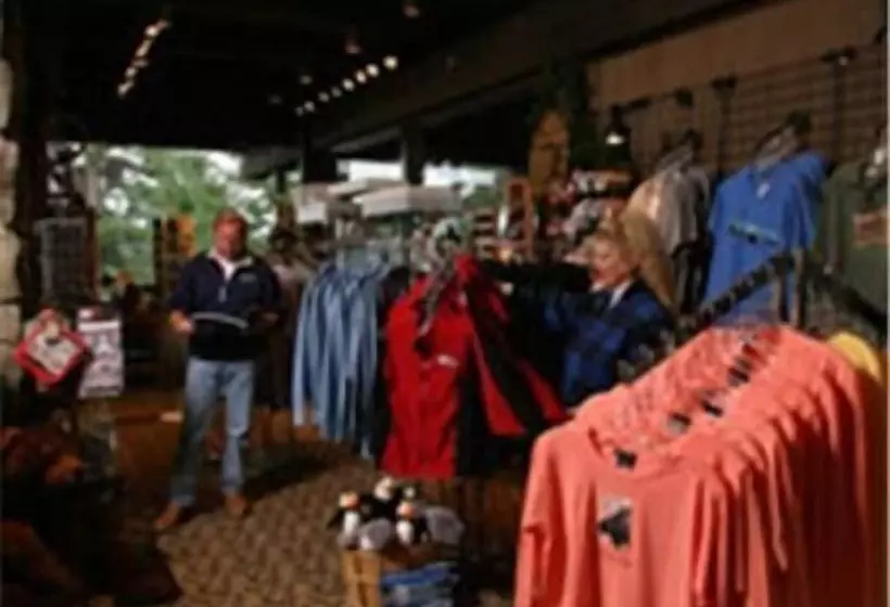 酒店 Glacier Bay Lodge