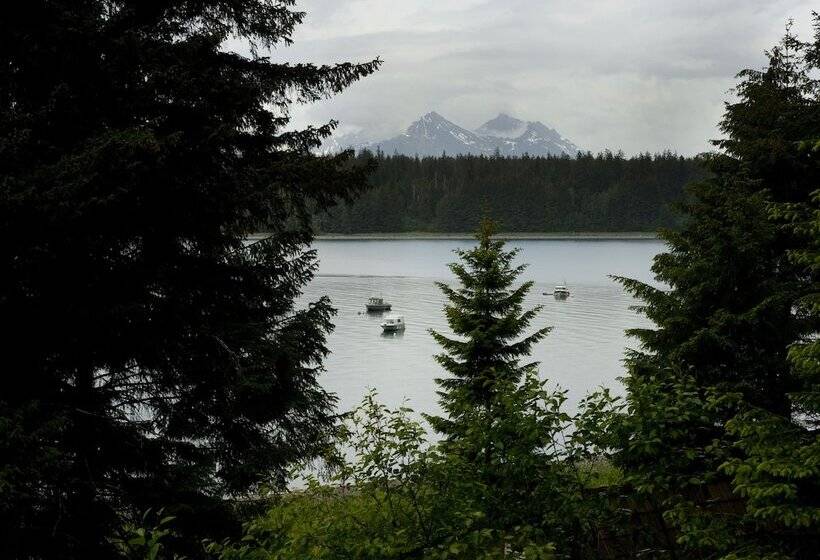 Otel Glacier Bay Lodge