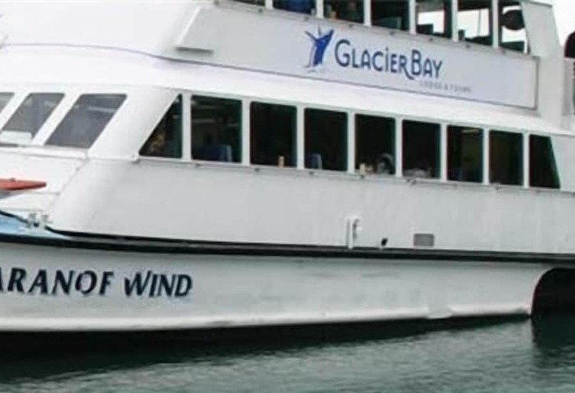 Otel Glacier Bay Lodge