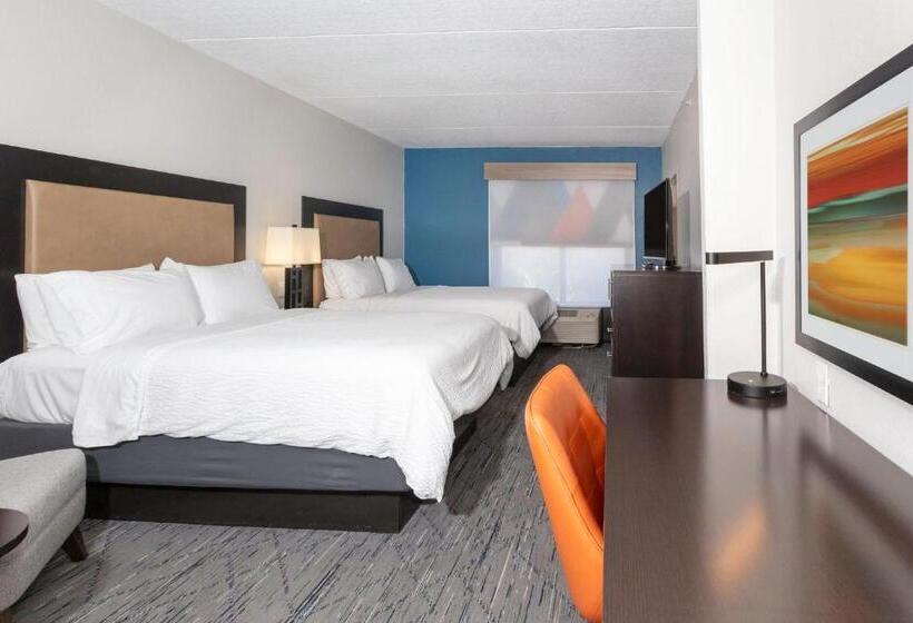 Holiday Inn Express Hotel & Suites Jacksonville Airport, An Ihg