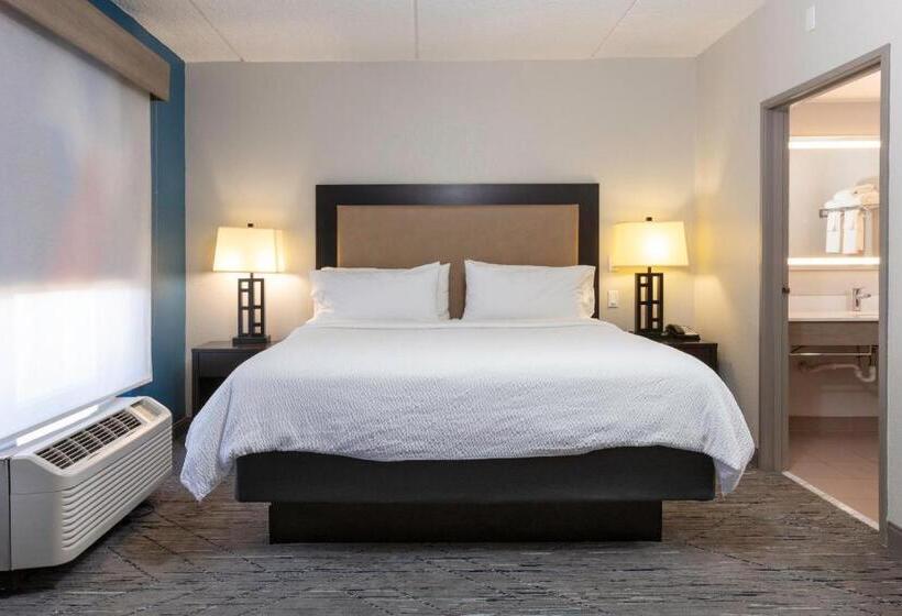 Holiday Inn Express Hotel & Suites Jacksonville Airport, An Ihg