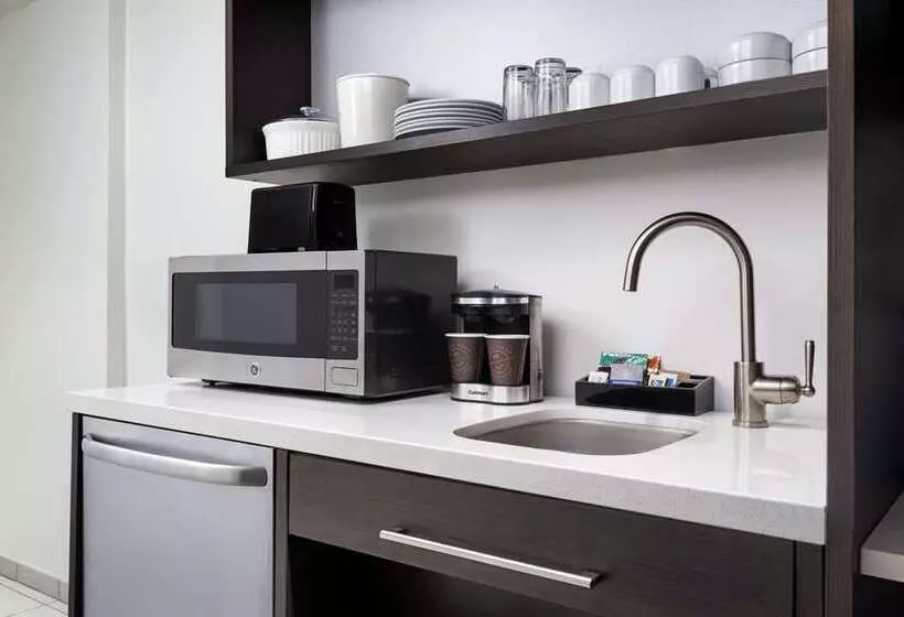 ホテル Home2 Suites By Hilton Miramar Ft. Lauderdale