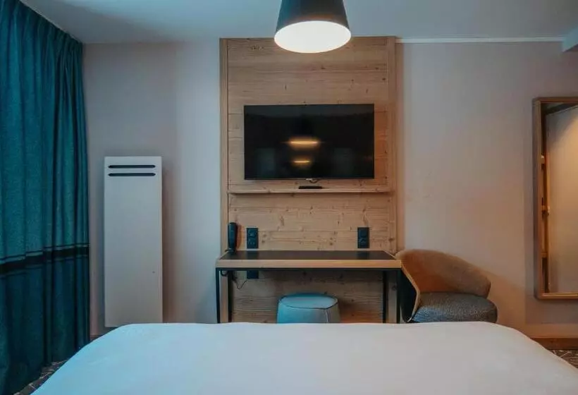 Отель Hôtel L Eden Des Cimes   Vacances Bleues   Belle Plagne 2100