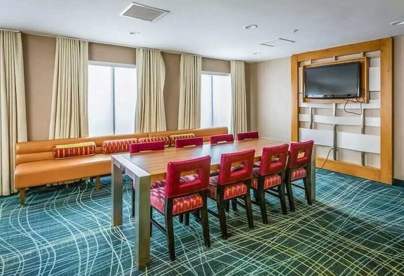 호텔 King S Inn Mason,ohio