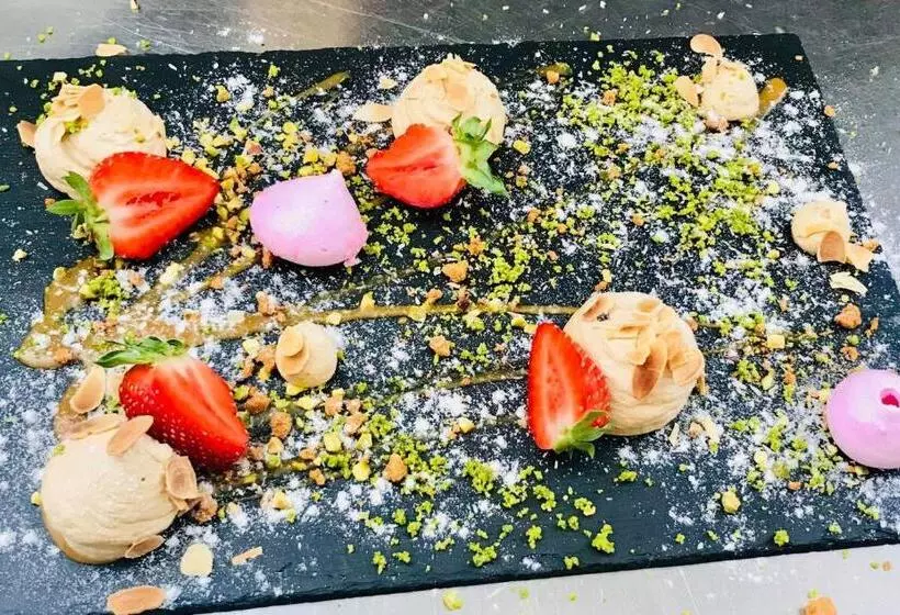 Отель Le Grand Hôtel