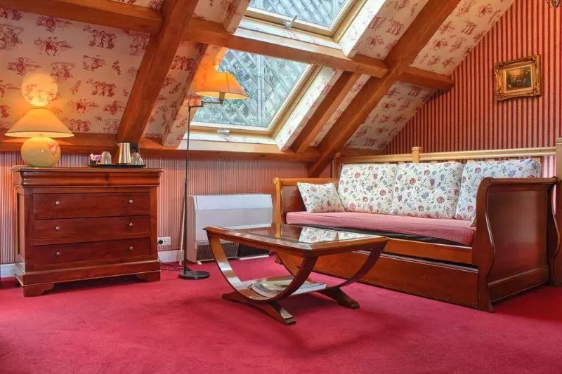 Отель Les Rives De Notre Dame