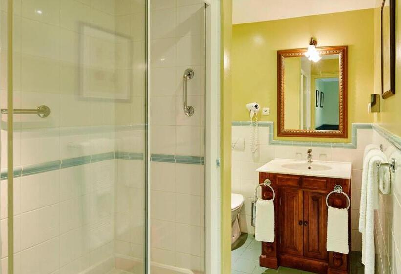 בית מלון כפרי Marriott S Village D Iledefrance