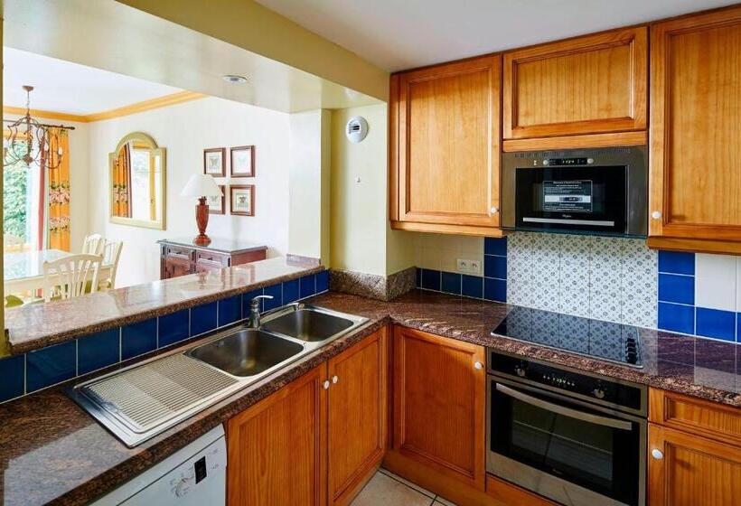 בית מלון כפרי Marriott S Village D Iledefrance