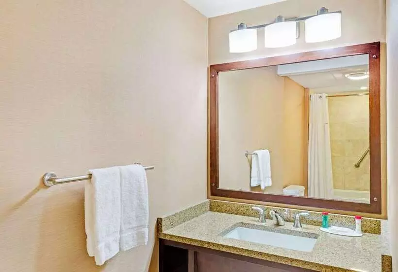 호텔 Ramada By Wyndham Seekonk Providence Area