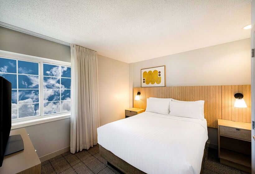 فندق Sonesta Simply Suites Jersey City