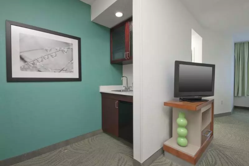 Отель Springhill Suites Grand Rapids North