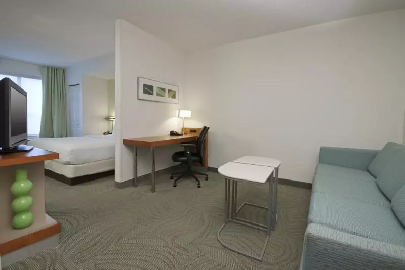 Отель Springhill Suites Grand Rapids North