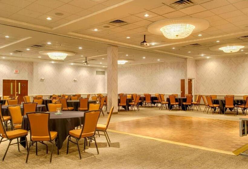 Otel Springhill Suites By Marriott Lawrence Downtown