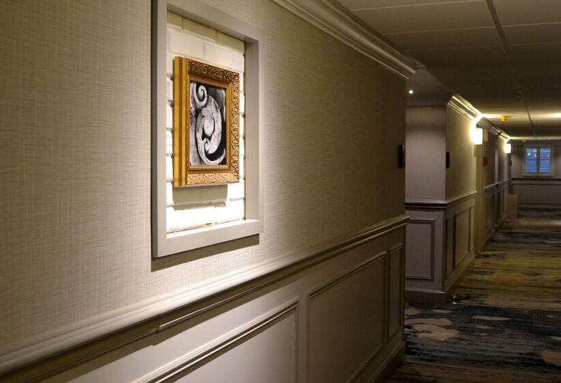 هتل The Kensington