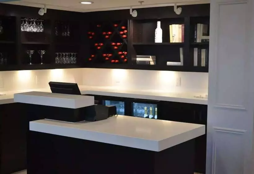 Отель The Kensington