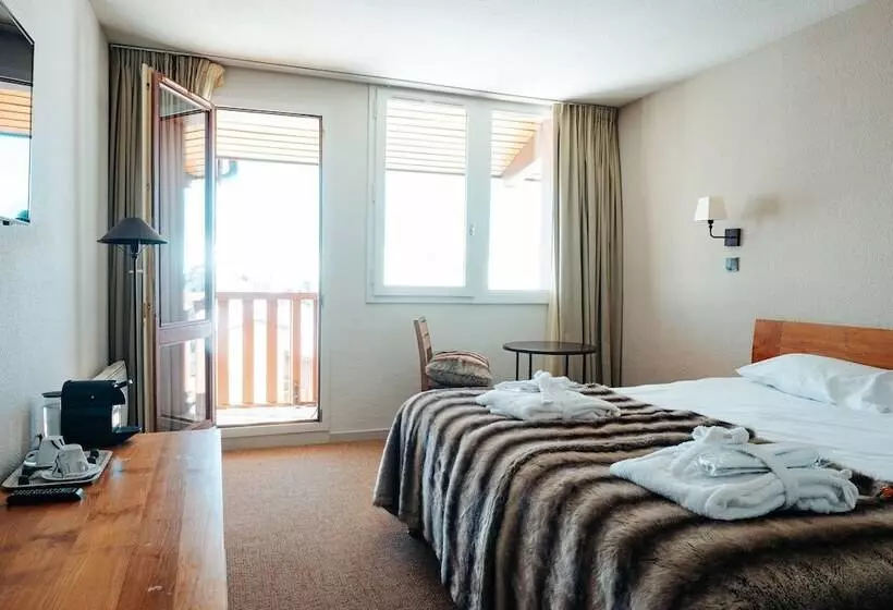 Отель Hôtel L Eden Des Cimes   Vacances Bleues   Belle Plagne 2100