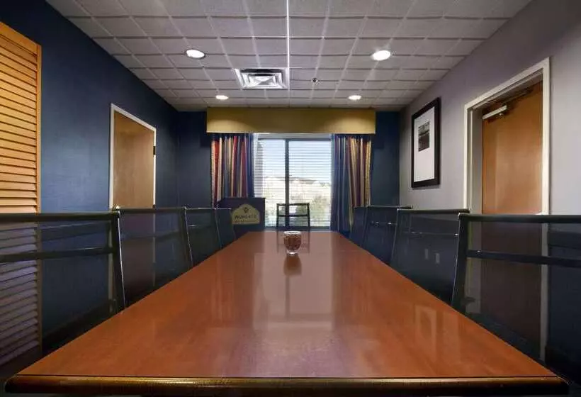 فندق Wingate By Wyndham Augusta Fort Eisenhower