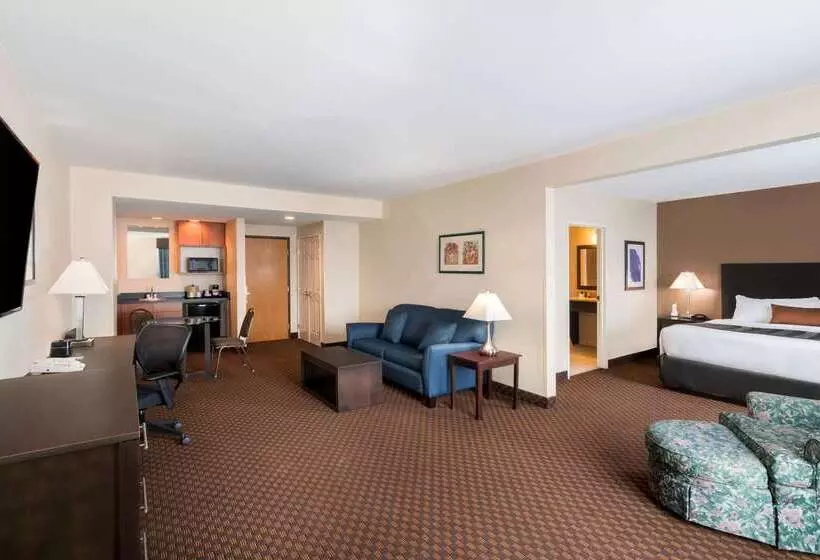 Hotel Wingate By Wyndham