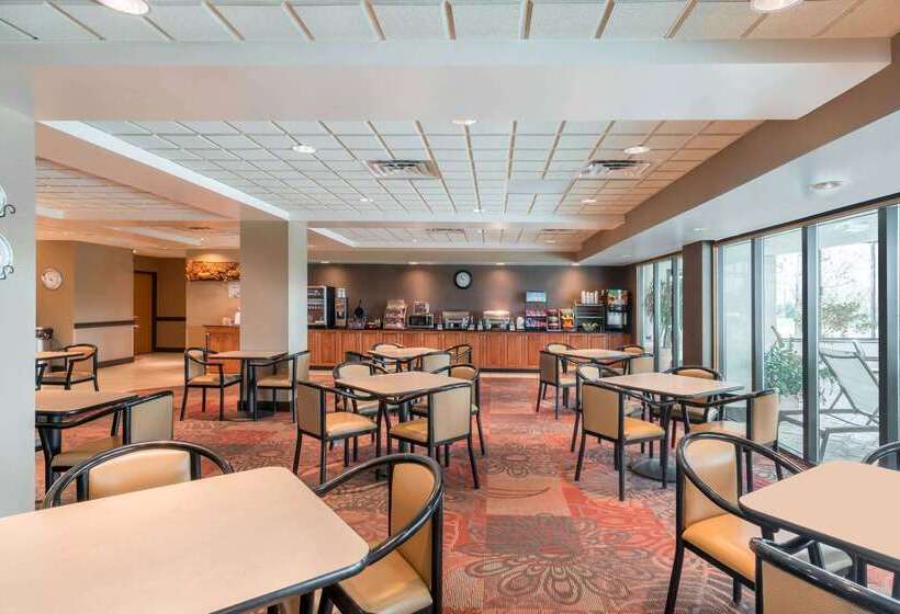 Отель Wingate By Wyndham