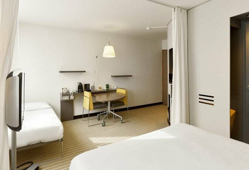 B&B HOTEL Rueil Malmaison