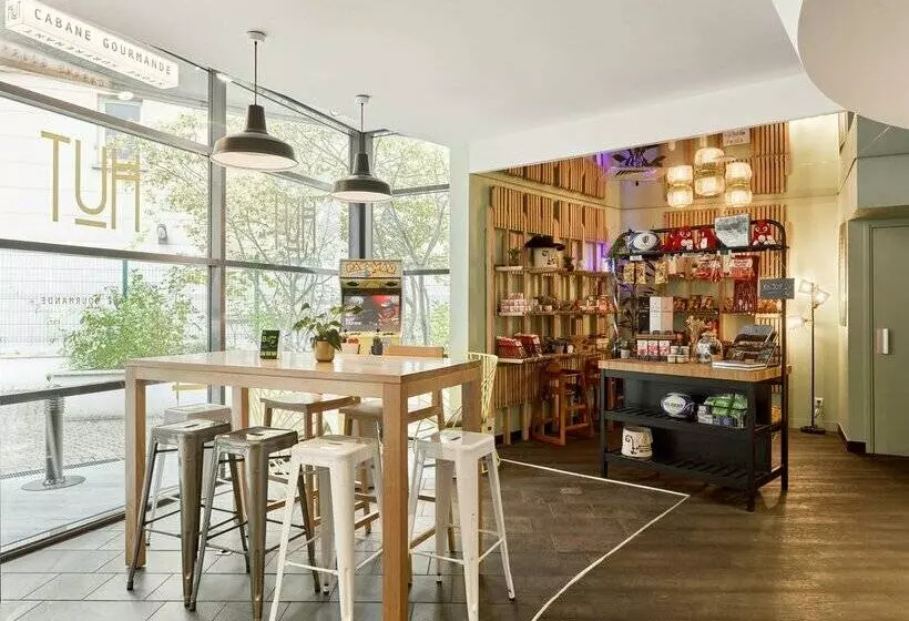 B&B HOTEL Rueil Malmaison