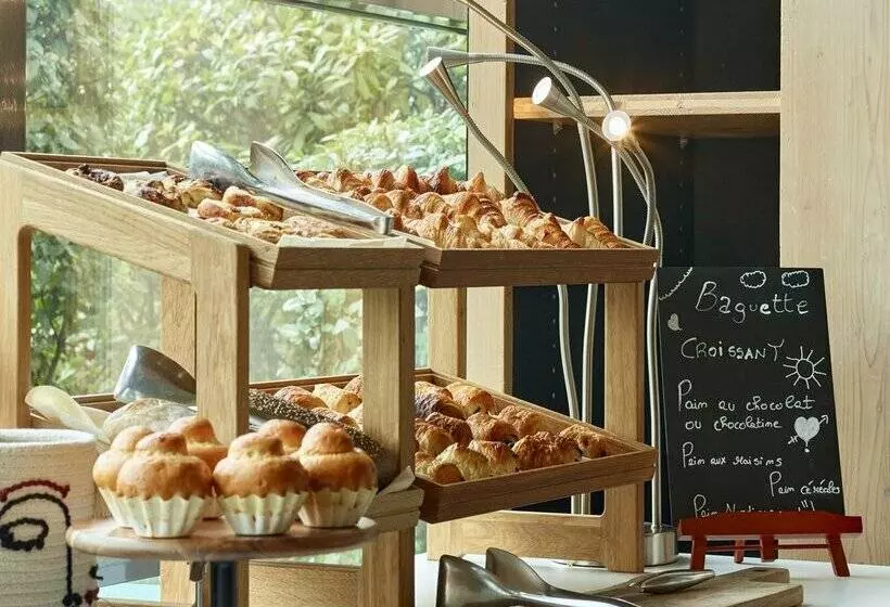 B&B HOTEL Rueil Malmaison